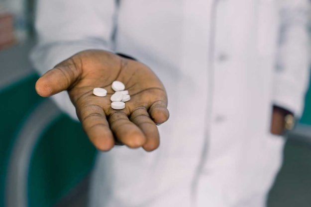 doctor offers medication during opioid abuse treatment